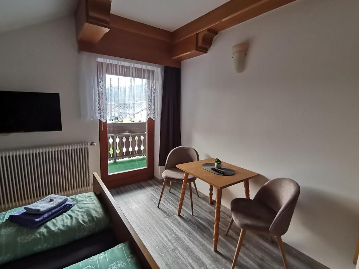 Haus Bergblick Fruehstueckspension Oberort 외부 사진
