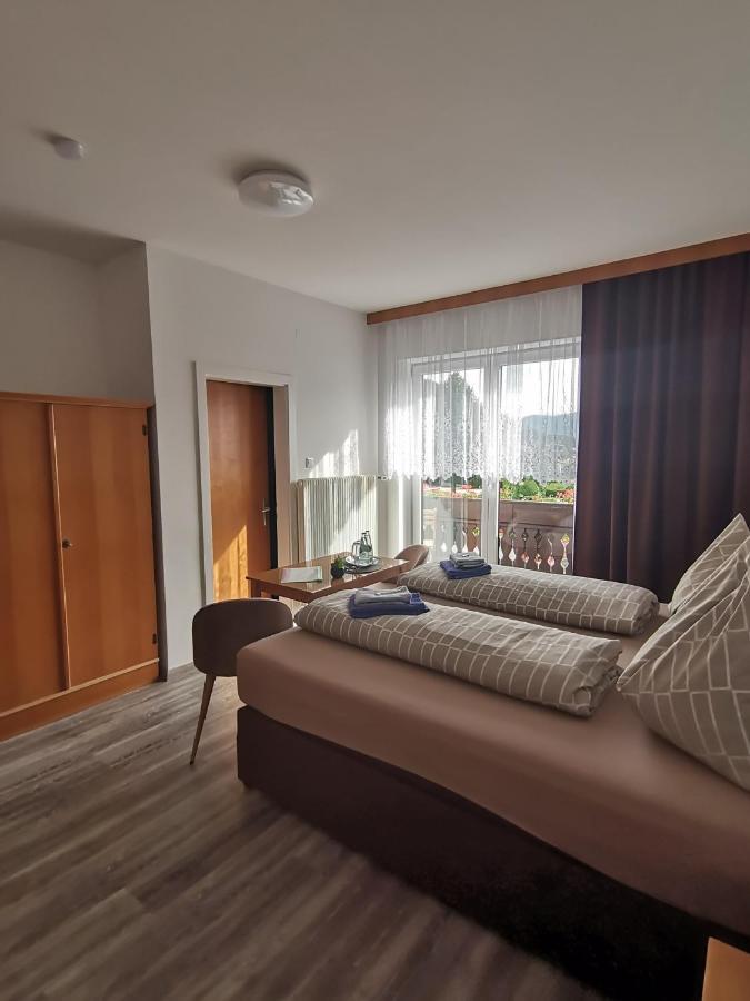 Haus Bergblick Fruehstueckspension Oberort 외부 사진